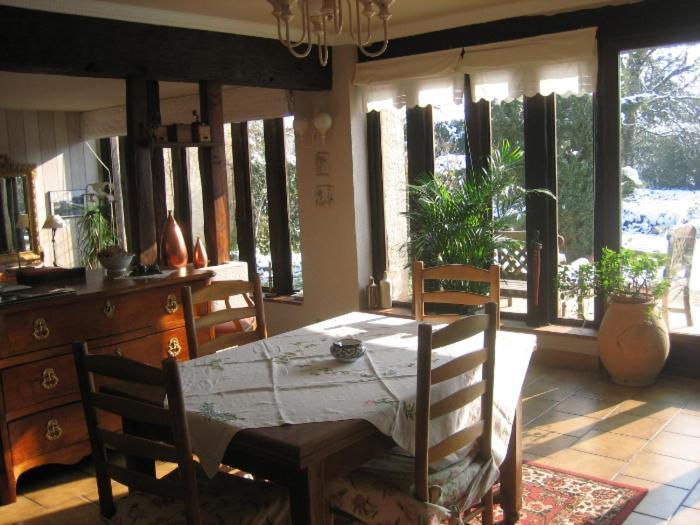 Bed and Breakfast Les Pierres Blanches Bonneuil-Matours Екстер'єр фото